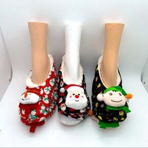 Cozy Fleece Women’s Fun Holiday Slippers fits 5-7 NWT